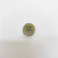 Gomb négylyukú, 11 mm (18-as), khaky