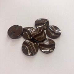 Gomb alulvarrós, 22 mm (34-es), barna