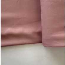 Latina fáradt rózsaszín