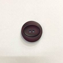 Gomb kétlyukú, 15 mm (24-es), bordó