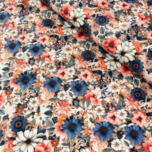 Latina sűrű virágos