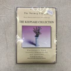 3D keresztszemes - Fehér váza