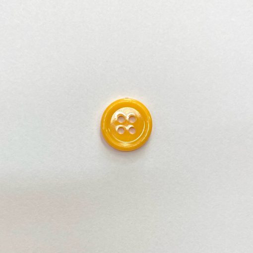 Gomb négylyukú, 15 mm (24-es), napsárga