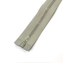 Műanyag bontható cipzár 55 cm világos szürke