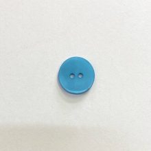 Gomb kétlyukú, 20 mm (32-es), világoskék