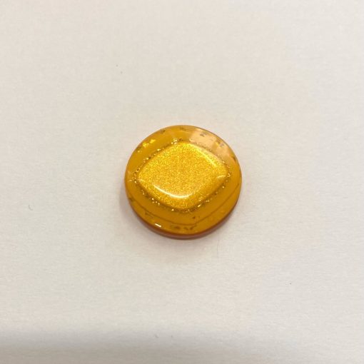 Gomb alulvarrós, 20 mm (32-es), sárga