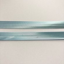 Szatén ferdepánt 1,5 cm világoskék