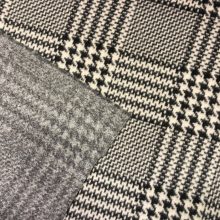 Kabátszövet fekete-fehér kockás