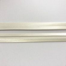 Szatén ferdepánt 2 cm törtfehér