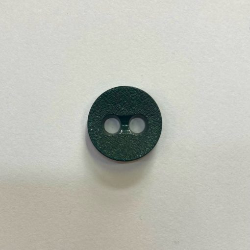 Gomb kétlyukú, 20 mm (32-es), sötétzöld