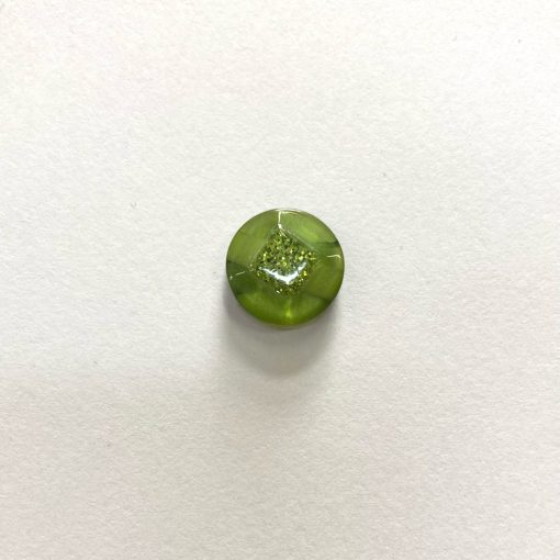 Gomb alulvarrós, 13 mm (20-as), zöld