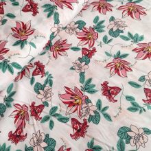 Flokon fehér/piros virágos